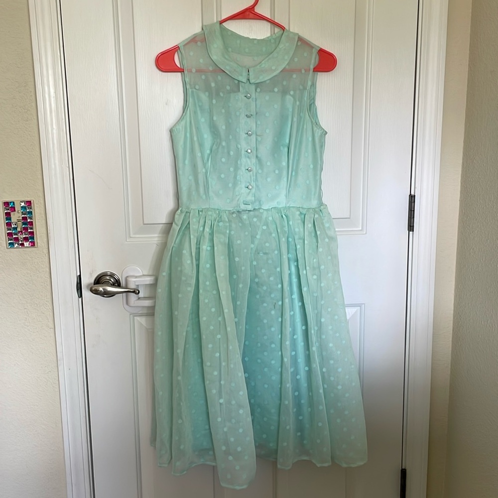 Unique vintage 50s/60s style party dress.